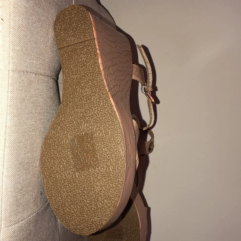 N/A stylish nude
